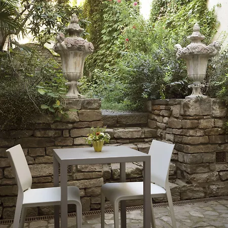 Ottantotto فلورنس